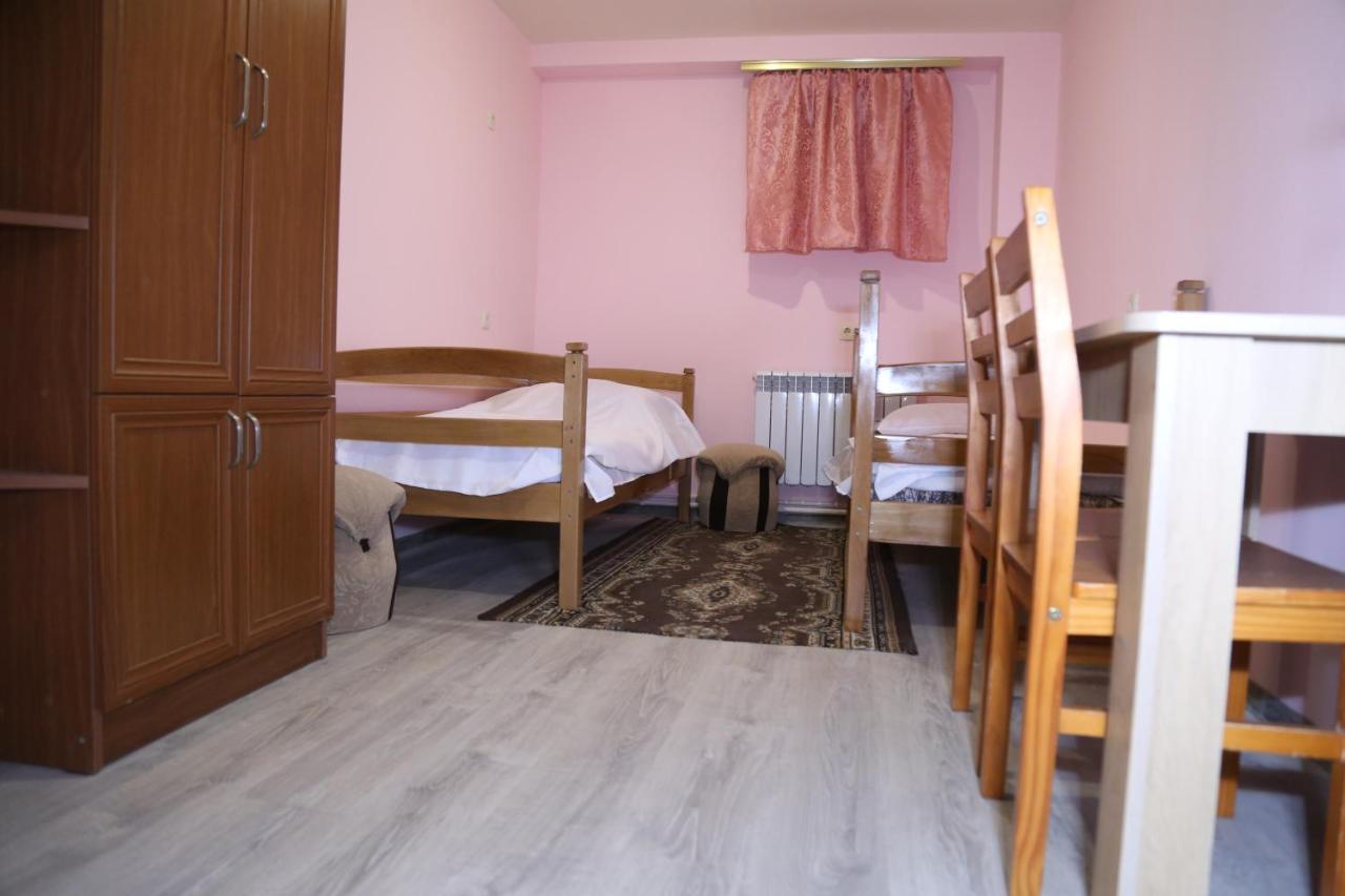 Arsego Hostel Vanadzor Exteriér fotografie